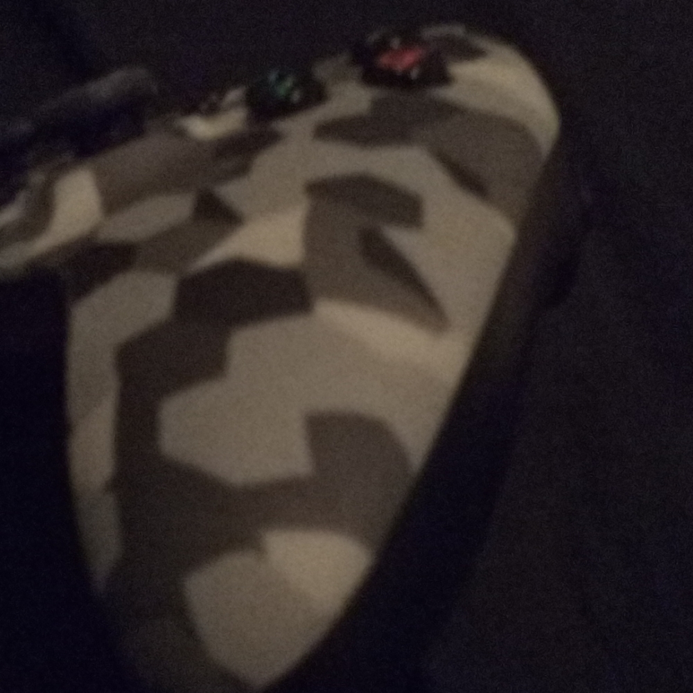 Xbox controller - Picture 2 of 2